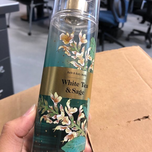Bath & Body Works Bath Bath And Body Works White Tea And Sage Body